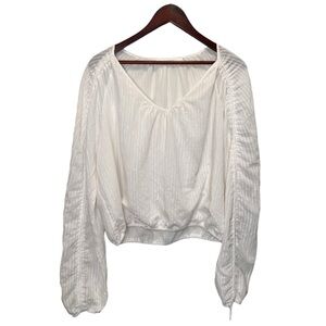 ASTR White Vneck Cropped Pinstipe Blouse Size Large